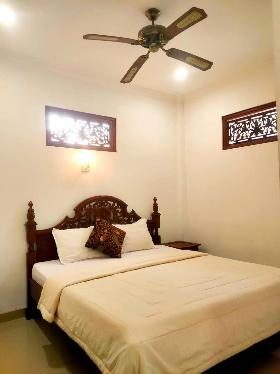 Guest house Candra Asri *